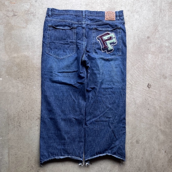 Vintage Y2K Phat Farm Baggy Wide Leg Jeans - Picture 2 of 5